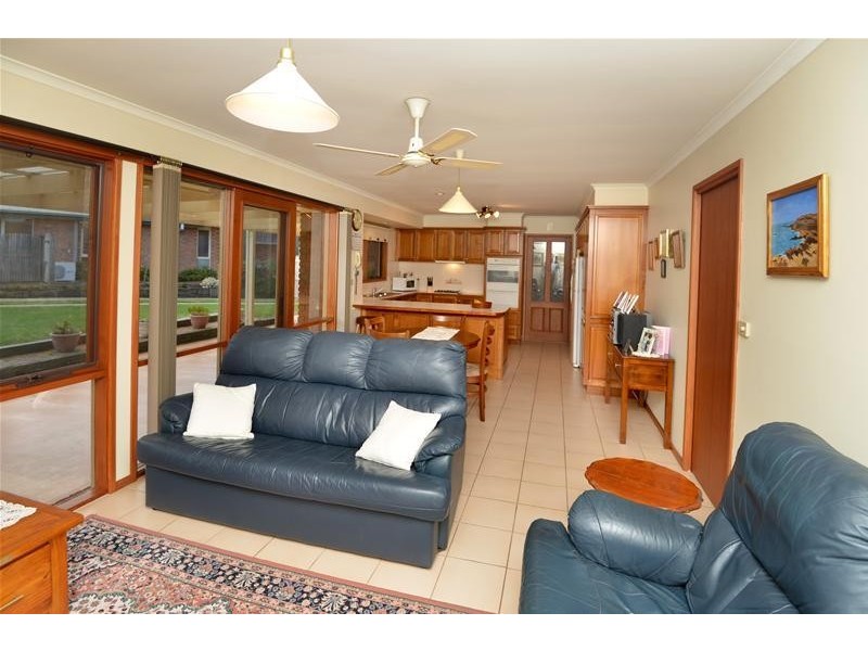 19 Bowman Place, Leopold VIC 3224