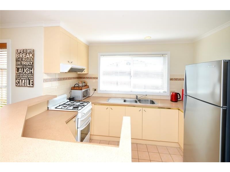 2/44 Burlington Crescent, Leopold VIC 3224