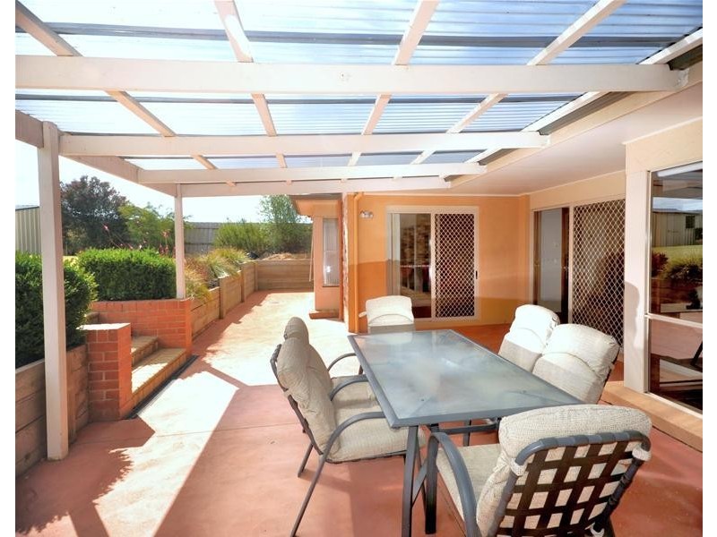 6 Willows Place, Leopold VIC 3224