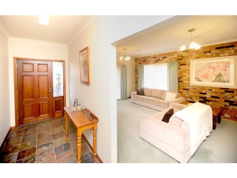 6 Willows Place, Leopold VIC 3224