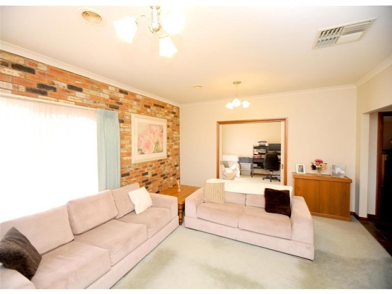 6 Willows Place, Leopold VIC 3224