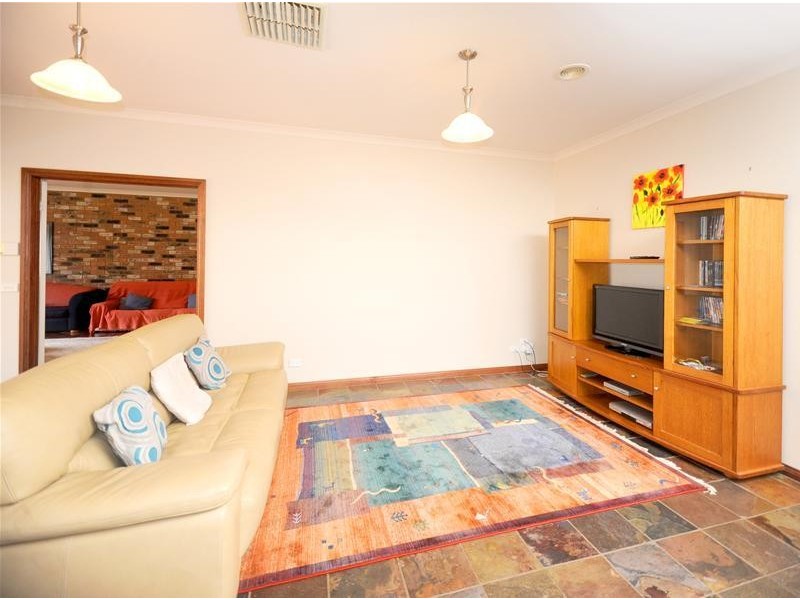 6 Willows Place, Leopold VIC 3224