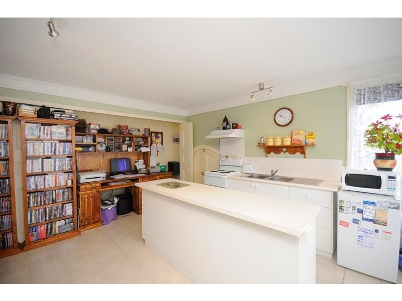 4 Claremont Drive, Leopold VIC 3224