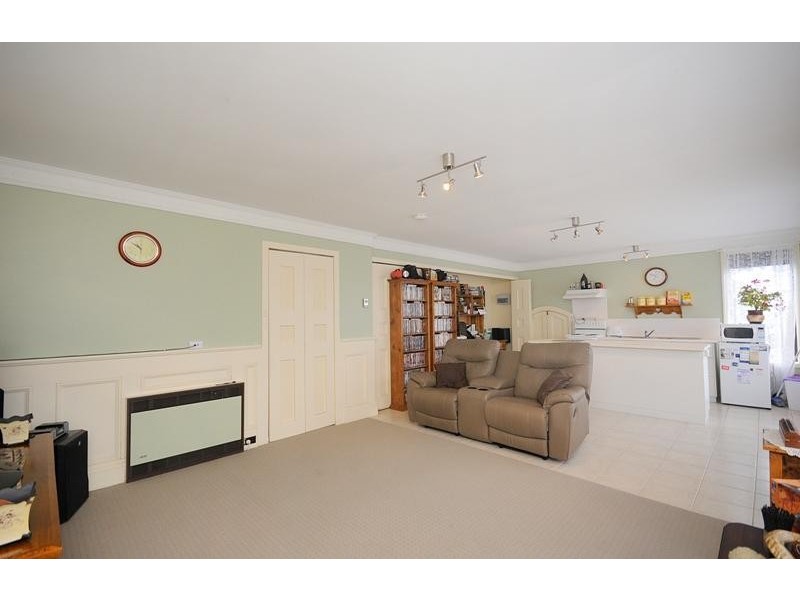 4 Claremont Drive, Leopold VIC 3224