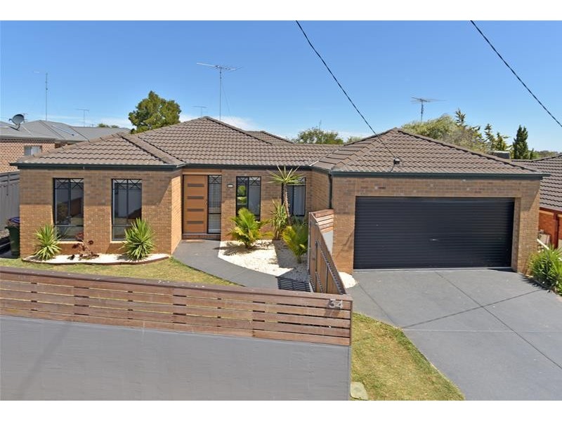 34 Warrawee Road, Leopold VIC 3224