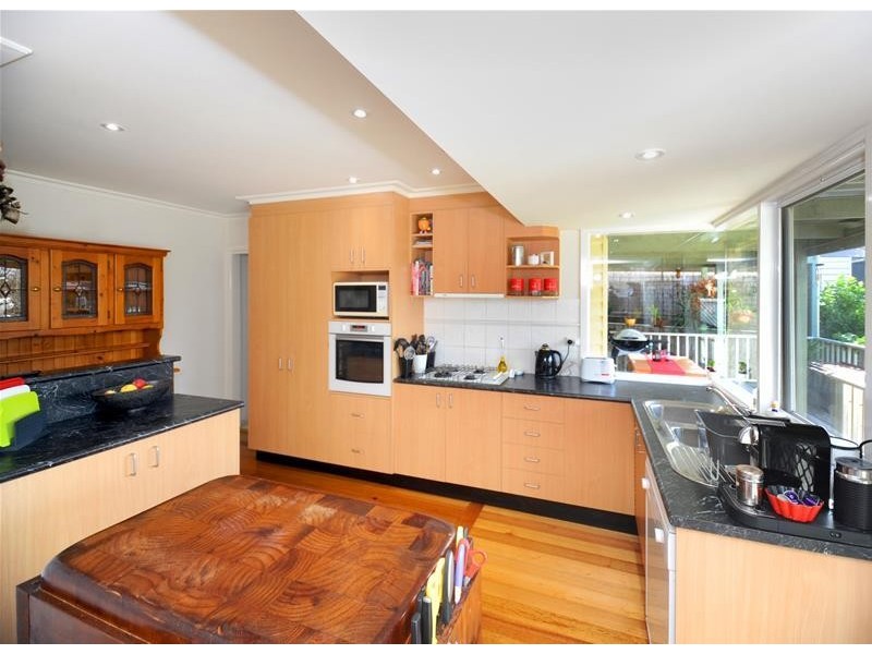 15 Anzac Avenue, Leopold VIC 3224