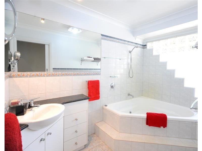 15 Anzac Avenue, Leopold VIC 3224