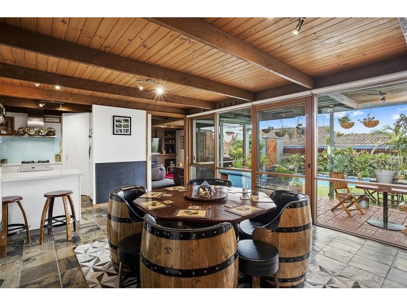 42 Darrambal Crescent, Leopold VIC 3224