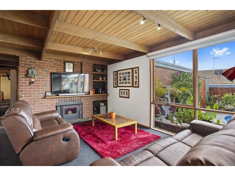 42 Darrambal Crescent, Leopold VIC 3224