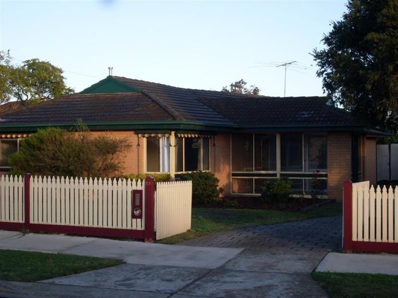 25 Christies Road, Leopold VIC 3224