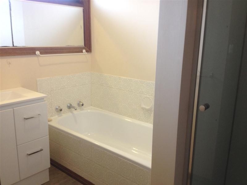 5 Gallois Gardens, Leopold VIC 3224