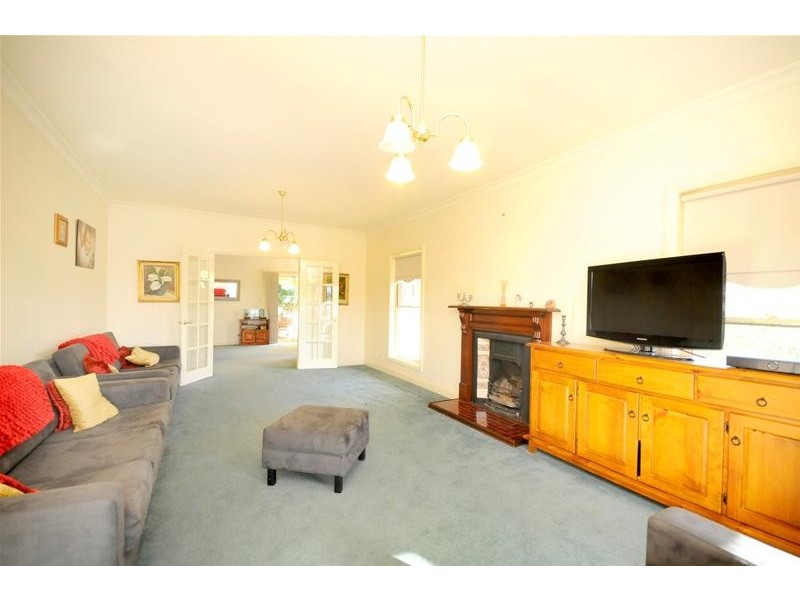 10 Canowindra Way, Leopold VIC 3224