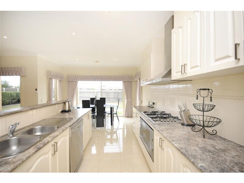 15 Heywood Court, Leopold VIC 3224