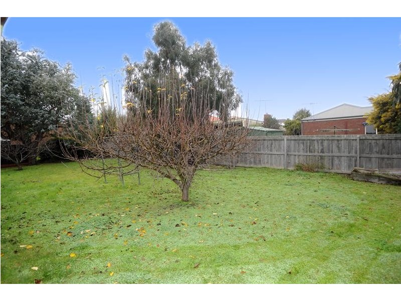 3 Coombe Court, Leopold VIC 3224