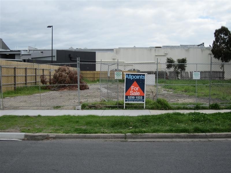 8 Greenwood Street, Newcomb VIC 3219