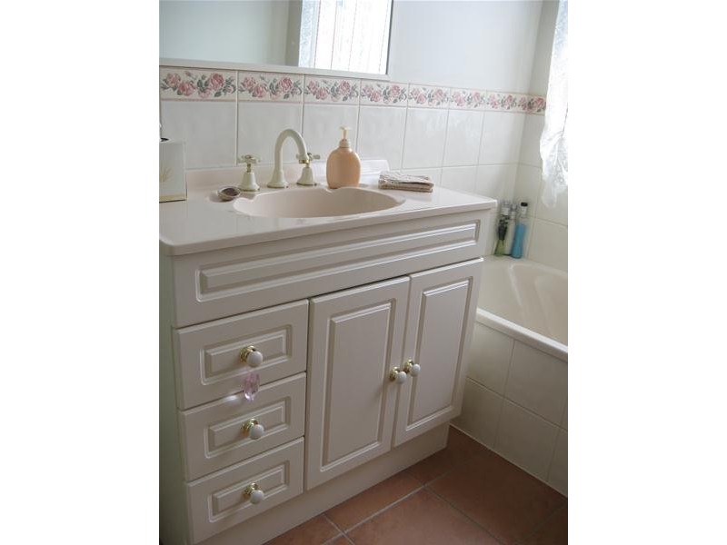 4 Baltic Place, Leopold VIC 3224