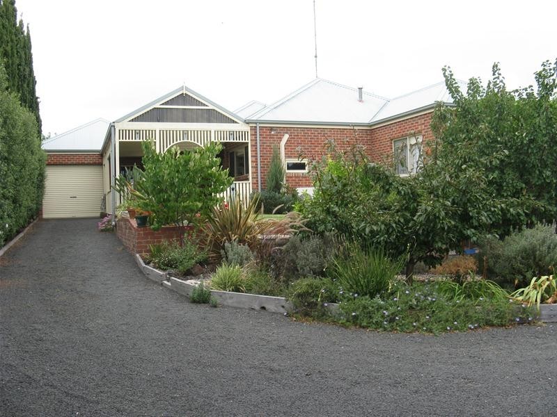 4 Baltic Place, Leopold VIC 3224