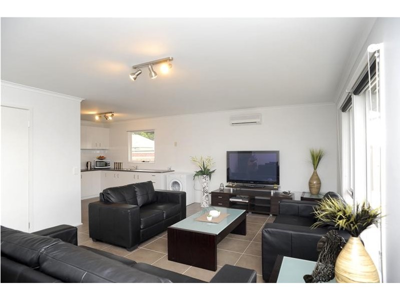 1/62 Burlington  Crescent, Leopold VIC 3224