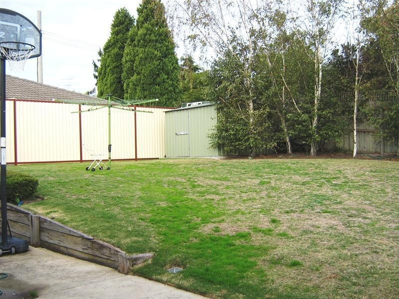 11 Burlington Crescent, Leopold VIC 3224