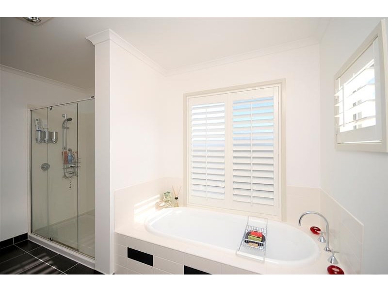 1 Baltic Place, Leopold VIC 3224