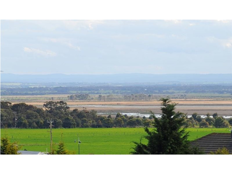 1 Baltic Place, Leopold VIC 3224