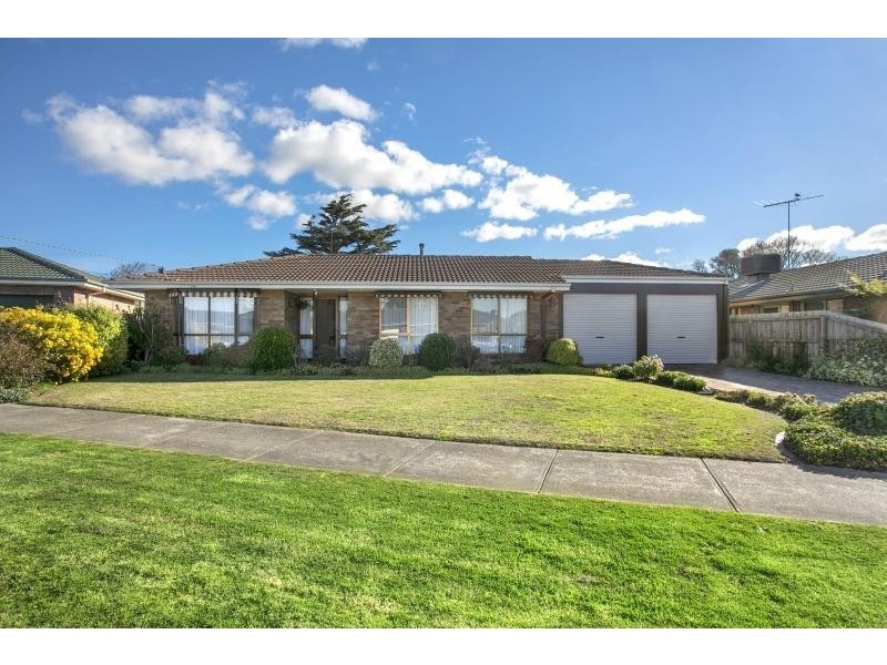 10 Tania Court, Leopold VIC 3224