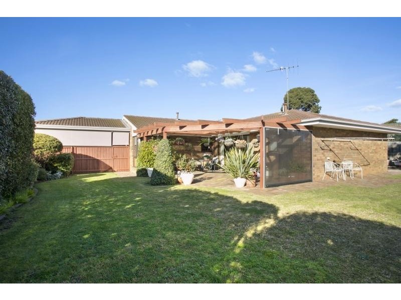 10 Tania Court, Leopold VIC 3224