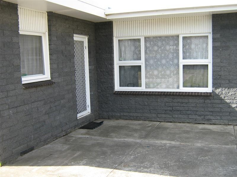 2 Rose Court, Newcomb VIC 3219