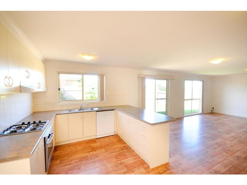 1/18 Ferguson Road, Leopold VIC 3224