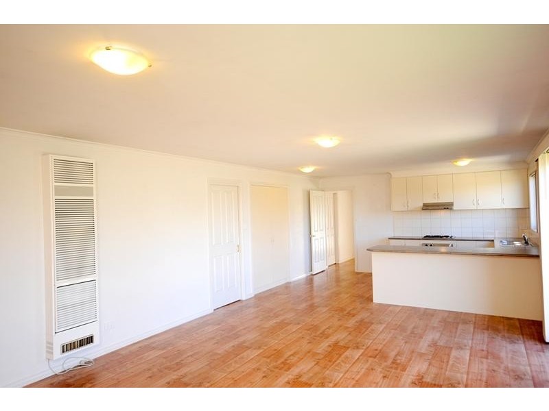 1/18 Ferguson Road, Leopold VIC 3224