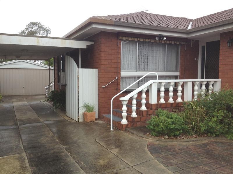 4 Simons Road, Leopold VIC 3224