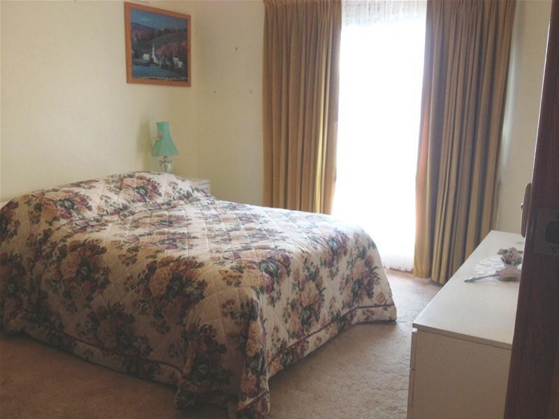 4 Simons Road, Leopold VIC 3224