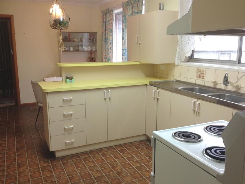 4 Simons Road, Leopold VIC 3224