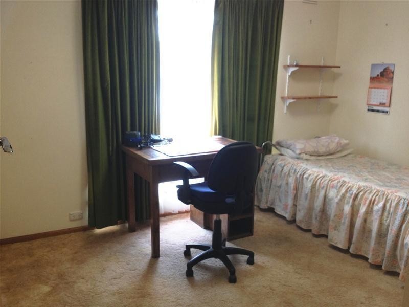 4 Simons Road, Leopold VIC 3224