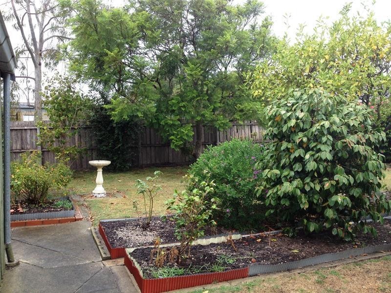 4 Simons Road, Leopold VIC 3224