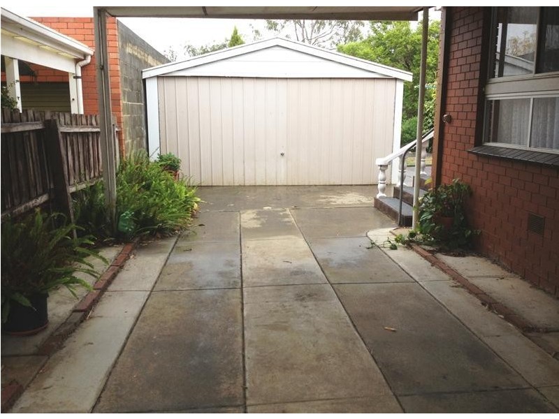 4 Simons Road, Leopold VIC 3224