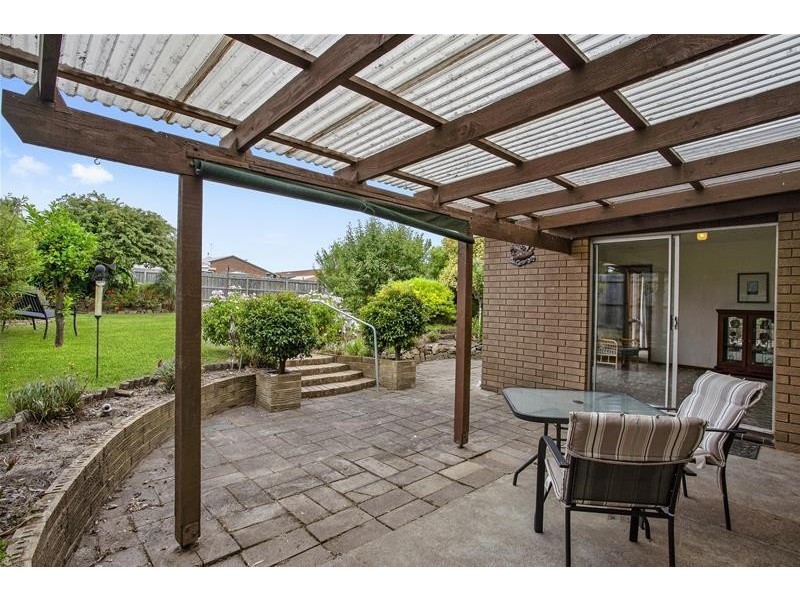 65 Simons Road, Leopold VIC 3224