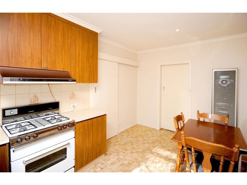 4 Harvey Avenue, Herne Hill VIC 3218