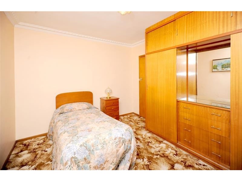 4 Harvey Avenue, Herne Hill VIC 3218