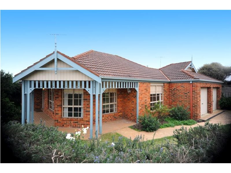 2 Glen  Court, Leopold VIC 3224