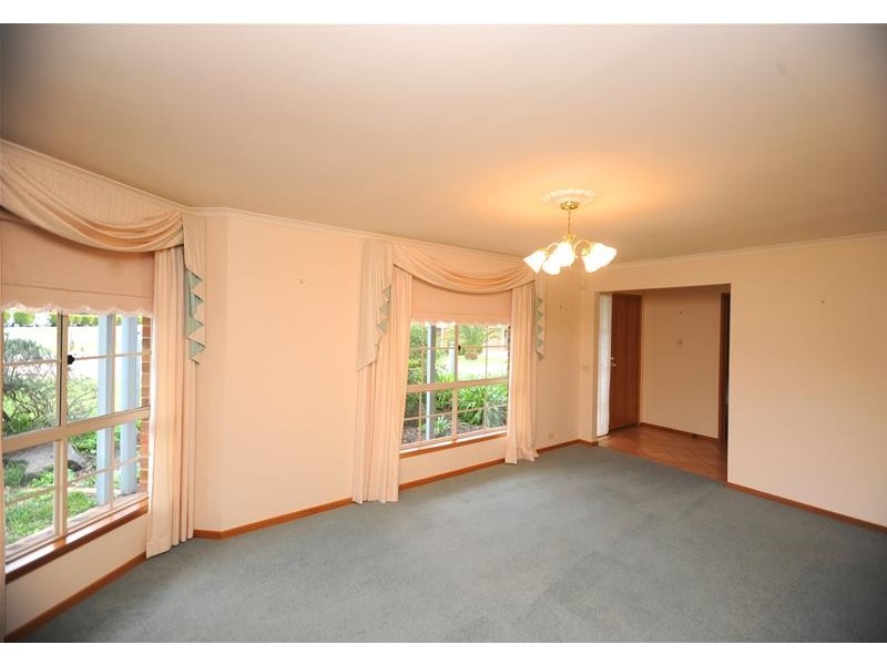 2 Glen  Court, Leopold VIC 3224