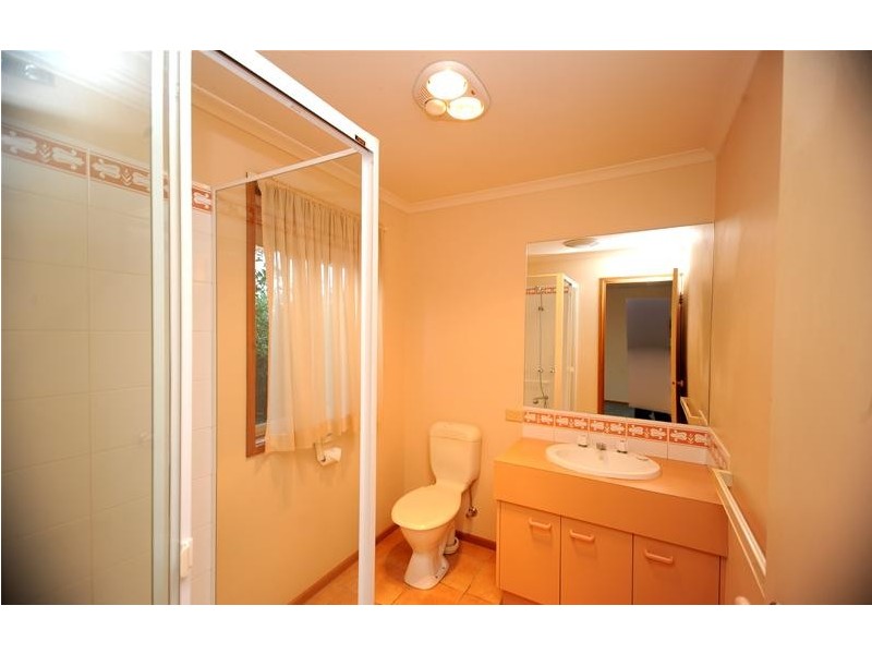 2 Glen  Court, Leopold VIC 3224