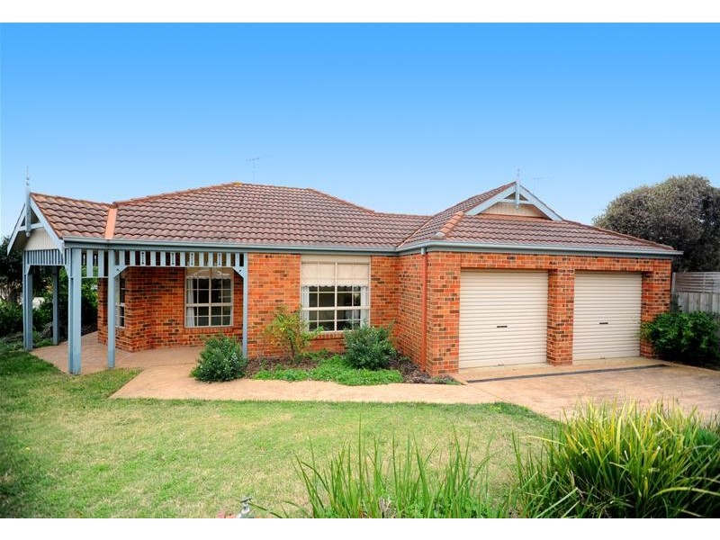 2 Glen  Court, Leopold VIC 3224