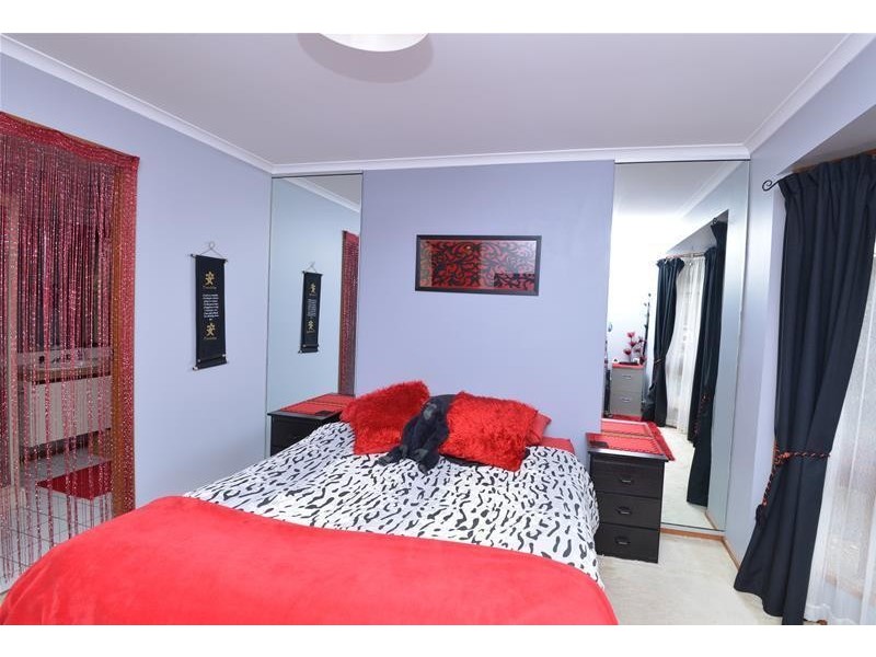 21 Woodleigh Close, Leopold VIC 3224