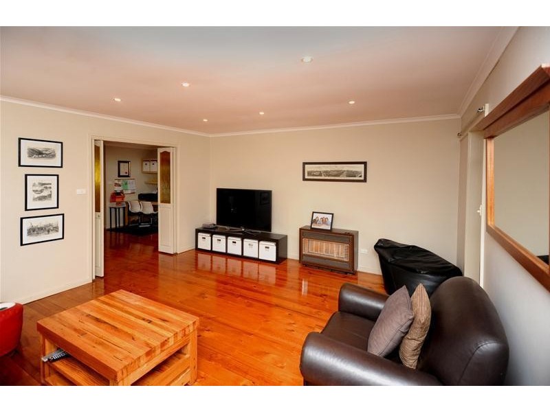 48 Darrambal Crescent, Leopold VIC 3224