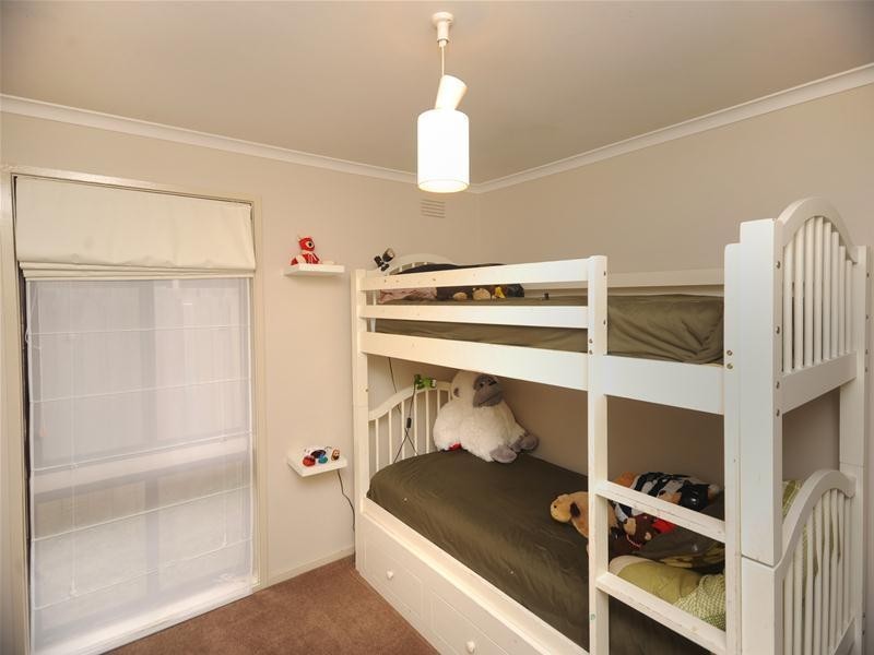 48 Darrambal Crescent, Leopold VIC 3224