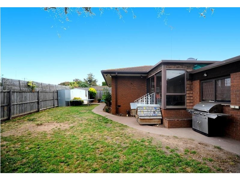 48 Darrambal Crescent, Leopold VIC 3224
