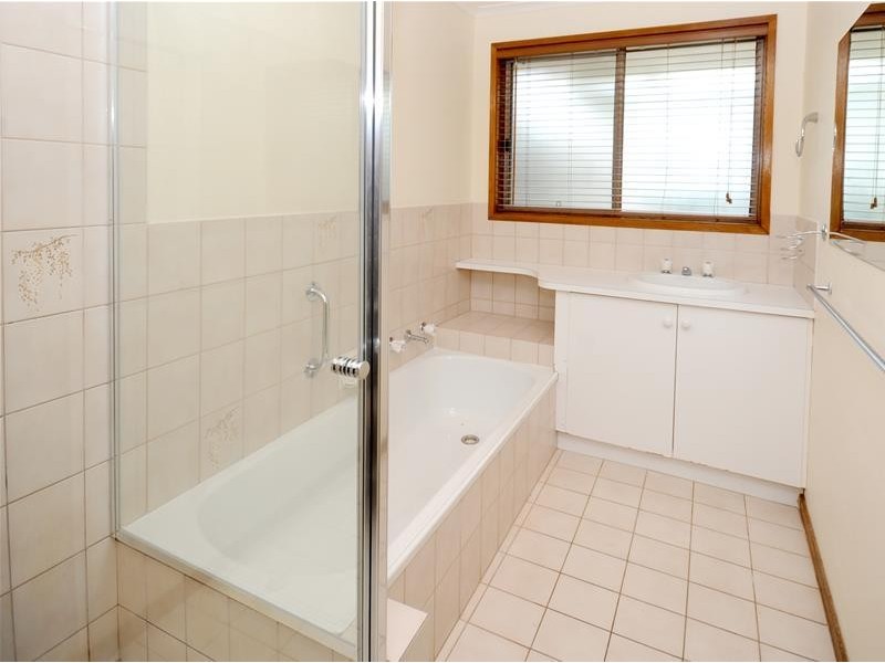 3/44-46 Ash Road, Leopold VIC 3224