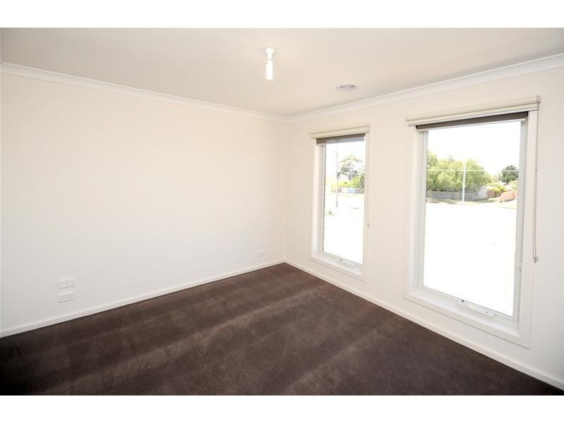 2/526 Ryrie Street, East Geelong VIC 3219