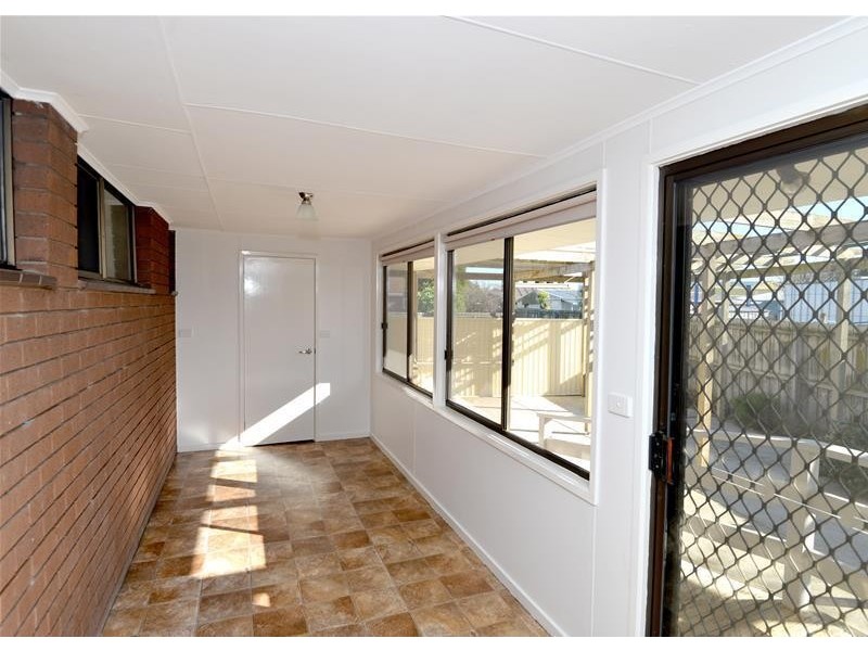 2B Alma Court, Newcomb VIC 3219